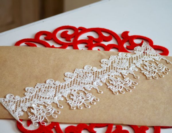 Fountainbleau - Ready Made Lace