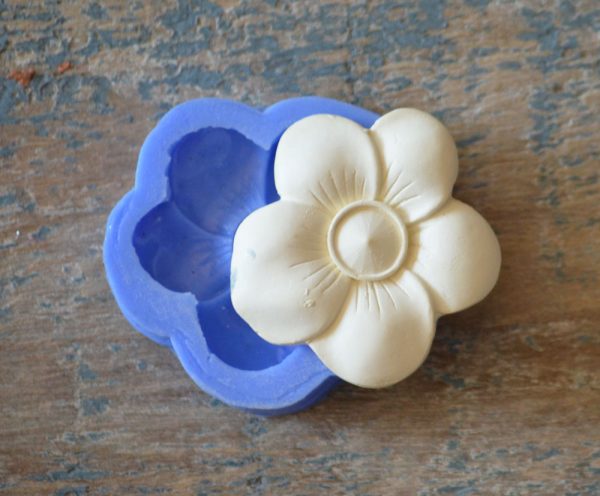 Pretty Perfect - Bas-Relief Embellishment